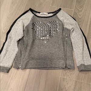 Pinc Premium Girls Gray Heart Long sleeve Shirt Size 5